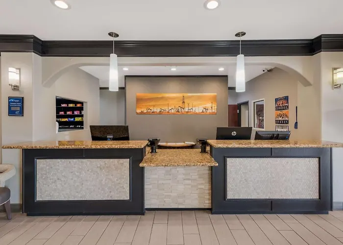 Best Western South Plains Inn & Suites