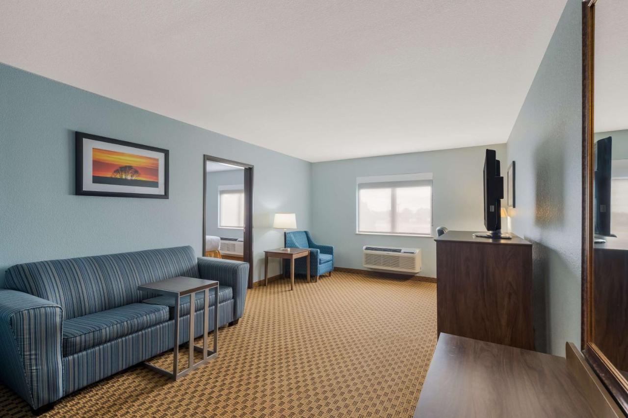 Hotel Western South Plains & 3*