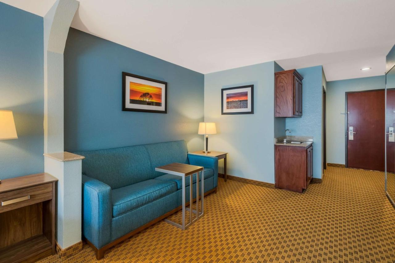 Best Western South Plains Inn&suites 3* Levelland